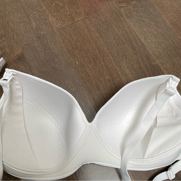 H&M Nursing Bra - Picture 2 of 6